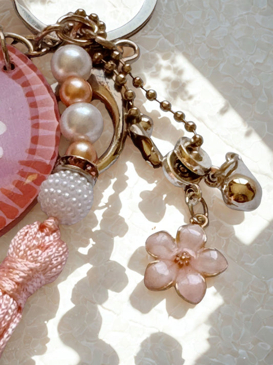 Chaveiro Margarida Rosa com Tassel e Florzinha Charme
