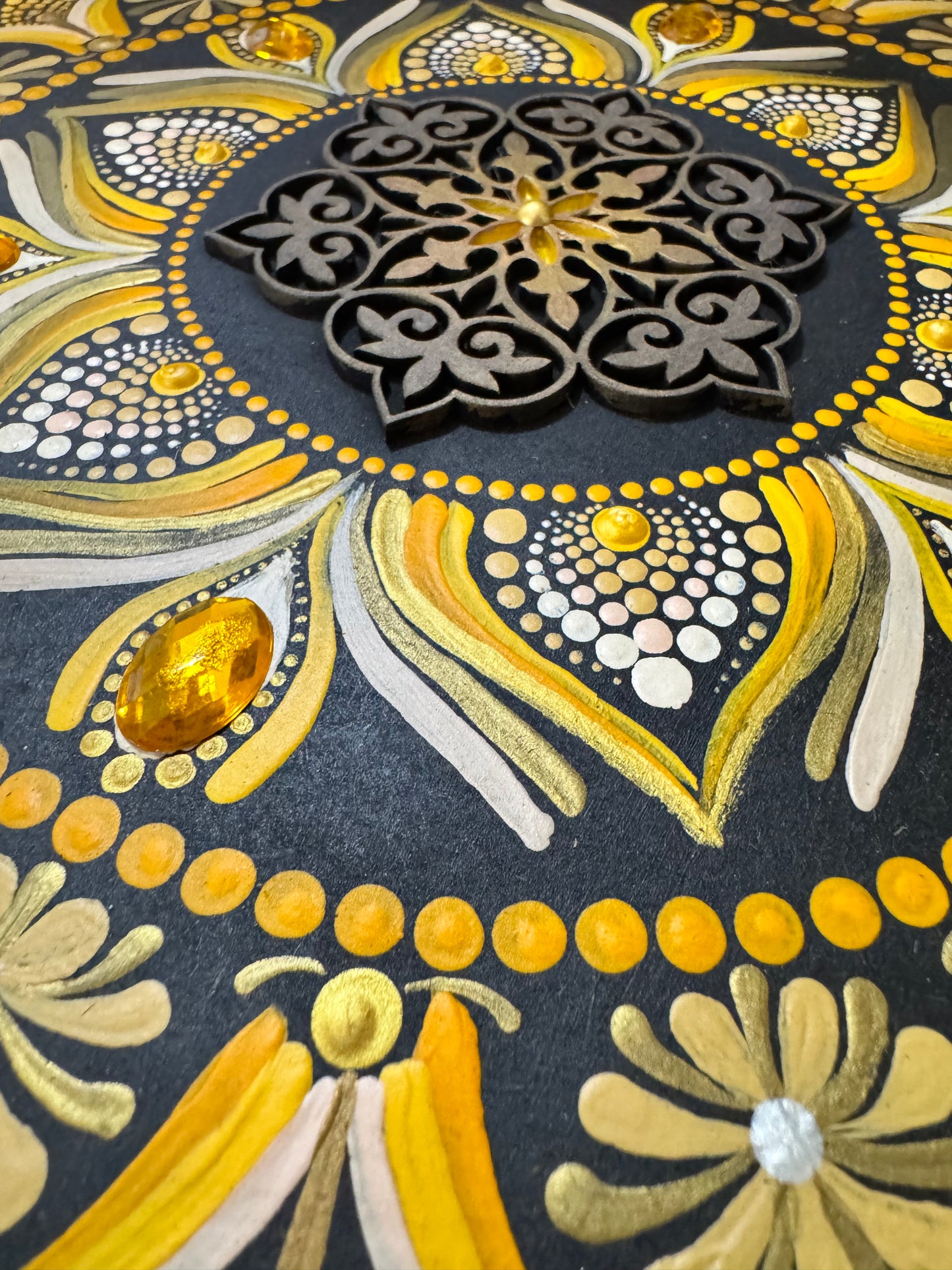 Mandala Luz Dourada