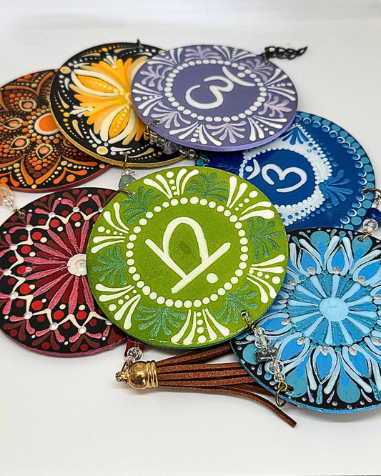 Móbile Decorativo 7 Chakras Resinados – Arte, Energia e Proteção